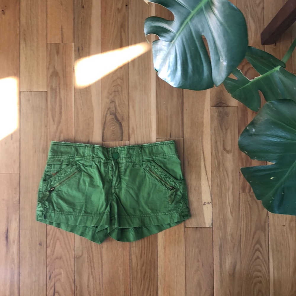 NWT Vintage American Eagle Outfitters Green Cargo Shorts